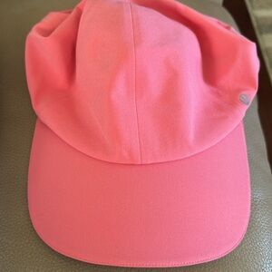 Lulu hat, brand new!